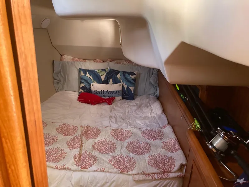 2003 Hunter 466