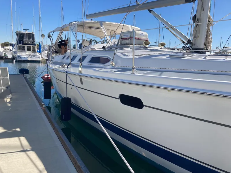 2003 Hunter 466