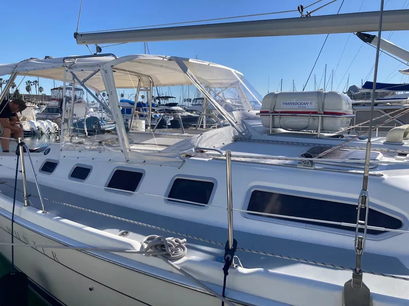 2003 Hunter 466