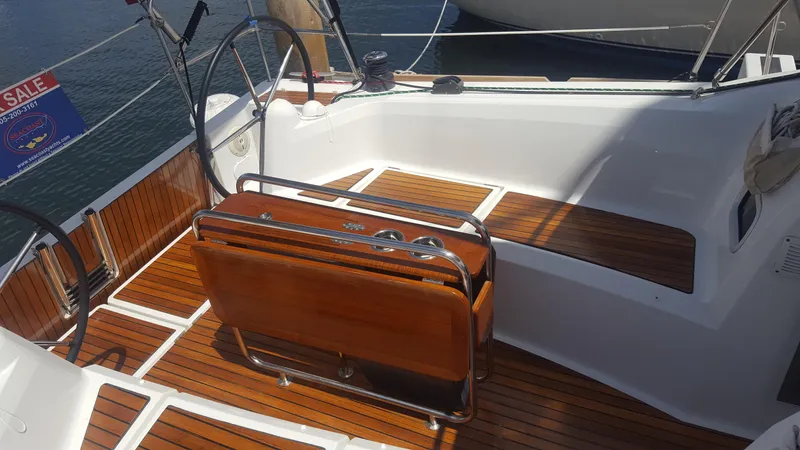 Cockpit 2