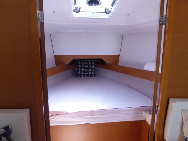 Forward berth