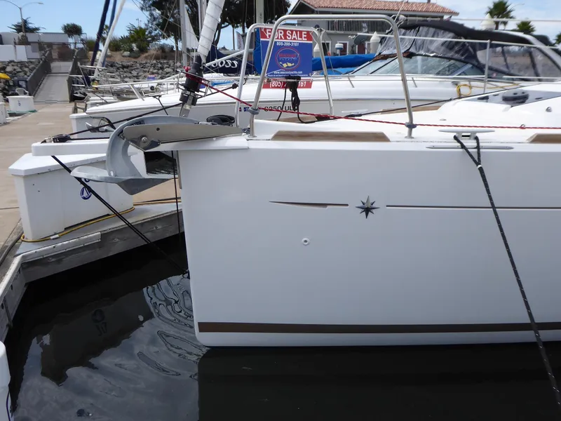 Bow anchor