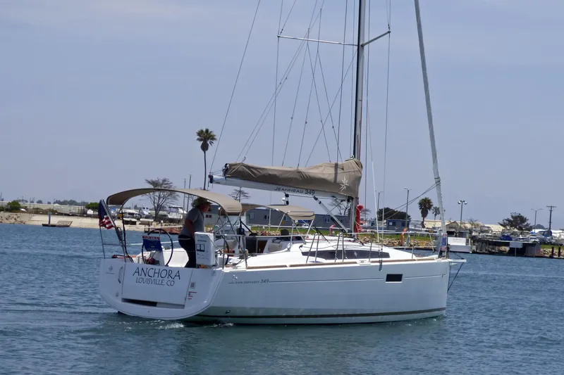 Jeanneau 349