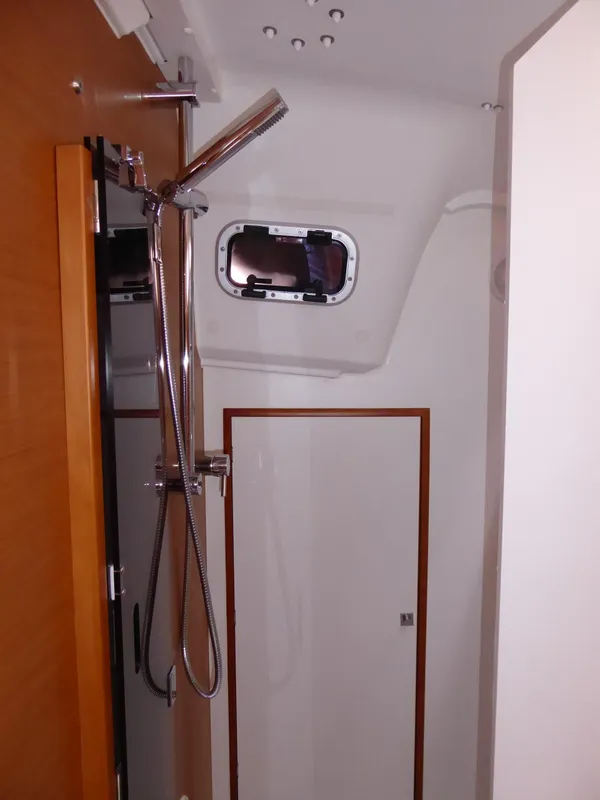 Large Shower