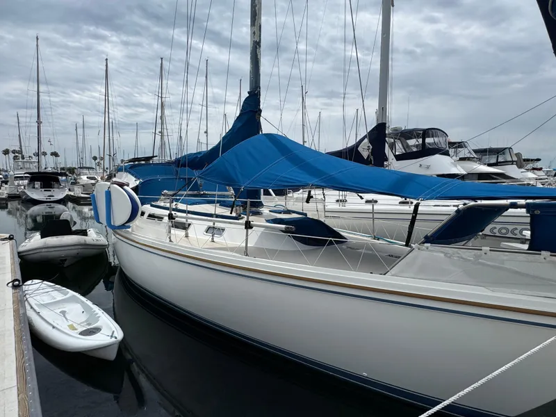 1985 Catalina 36