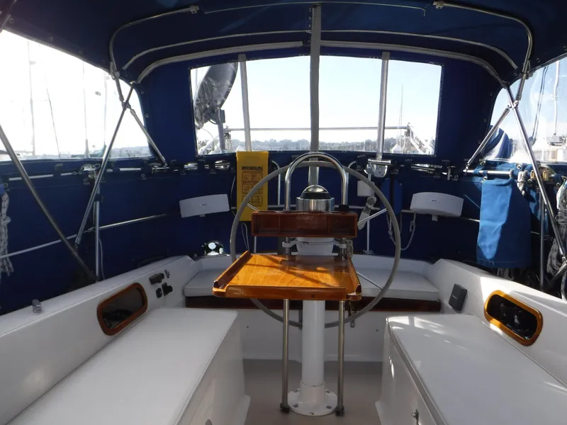 1985 Catalina 36