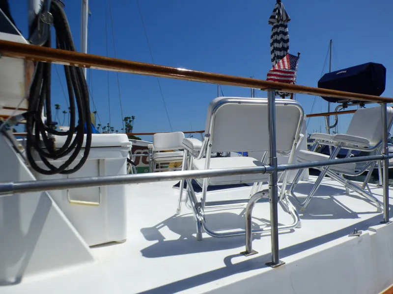 1984 C & L Sea Ranger