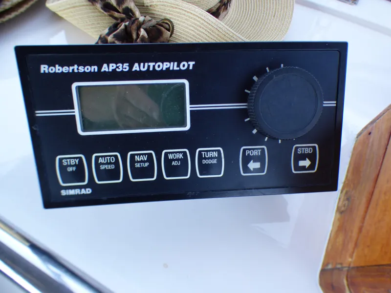 Flybridge Auto-Pilot Control