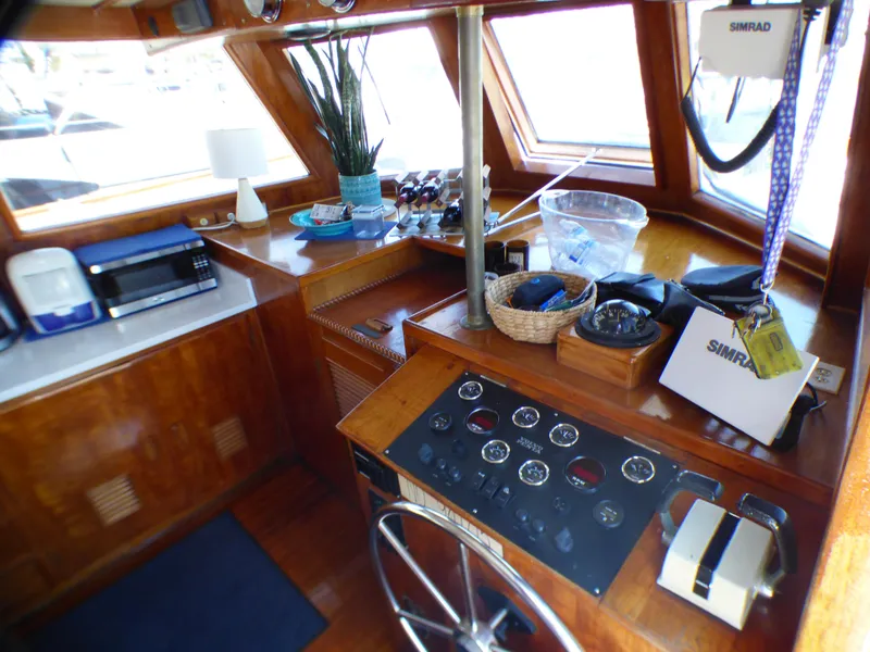 1984 C & L Sea Ranger