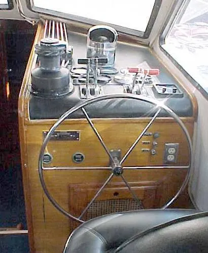 1981 Lancer Motorsailer