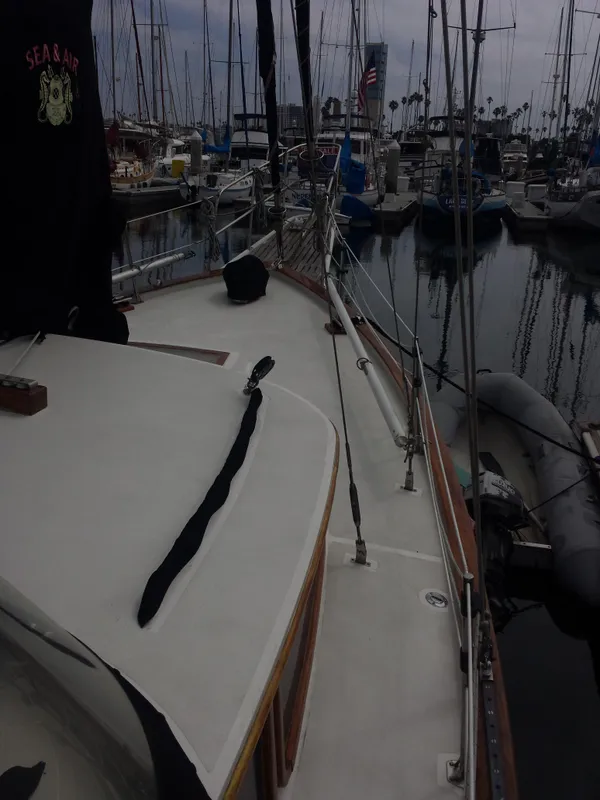 1976 Islander Freeport