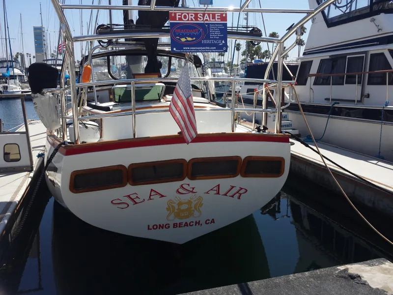 1976 Islander Freeport