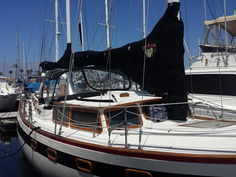 1976 Islander Freeport