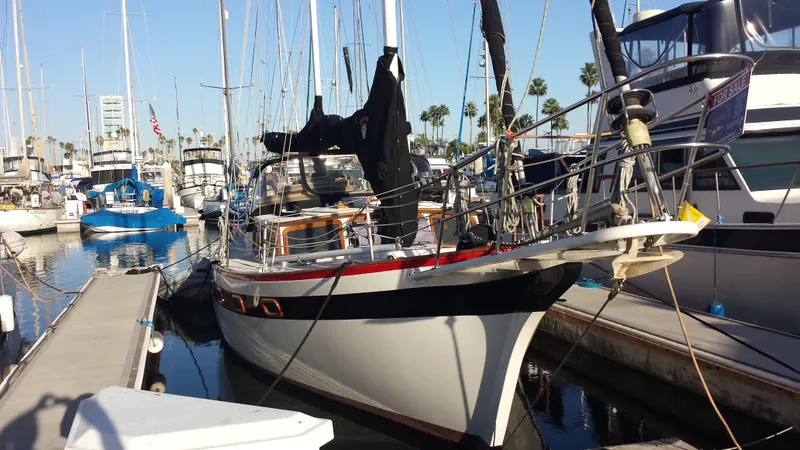 1976 Islander Freeport