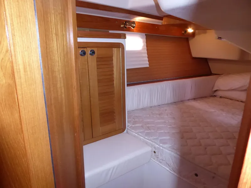 Second aft cabin