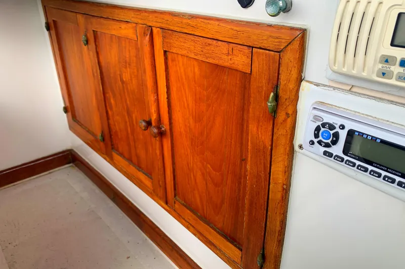 1977 CHB Tri-Cabin 34