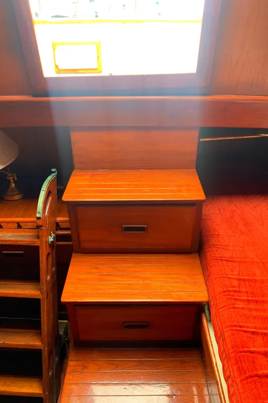 1977 CHB Tri-Cabin 34