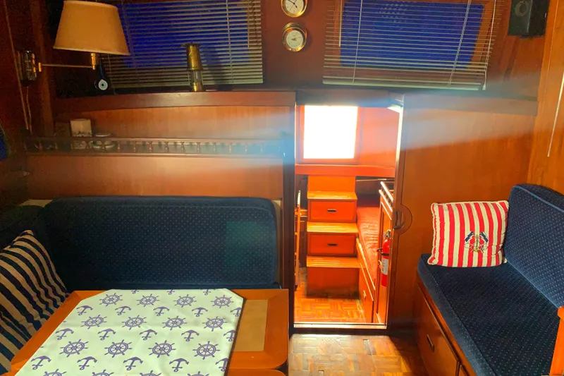 1977 CHB Tri-Cabin 34