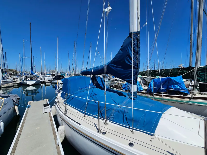 1986 Catalina 30