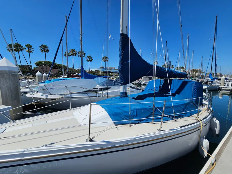 1986 Catalina 30