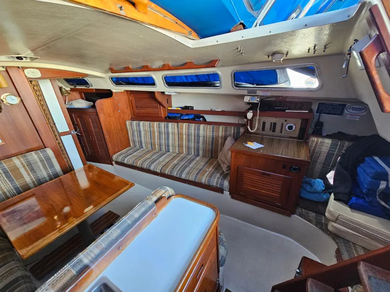 1986 Catalina 30