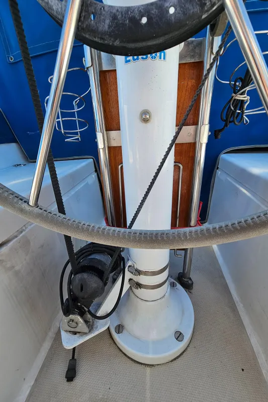 1986 Catalina 30
