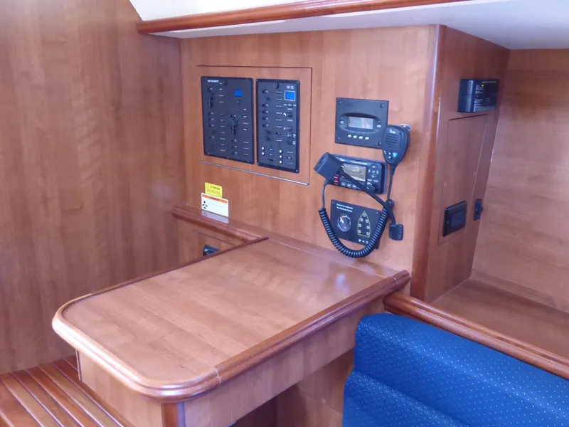 2016 Hunter Marlow Hunter 37