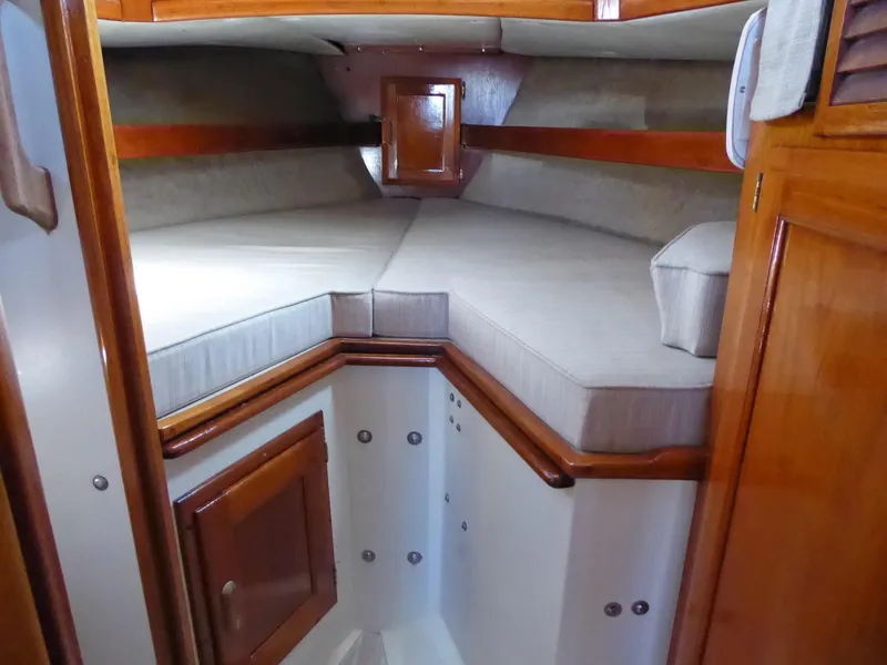 V-berth