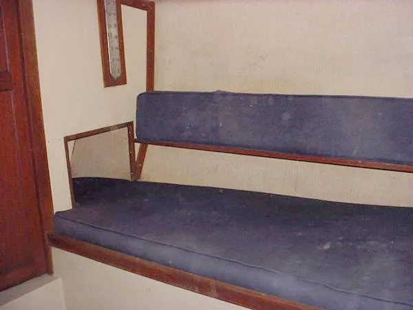 salon settee