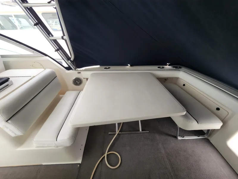 2003 Tiara Yachts 2900 Coronet
