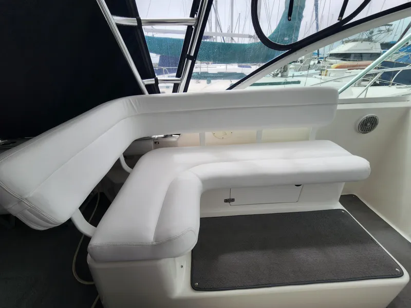 2003 Tiara Yachts 2900 Coronet
