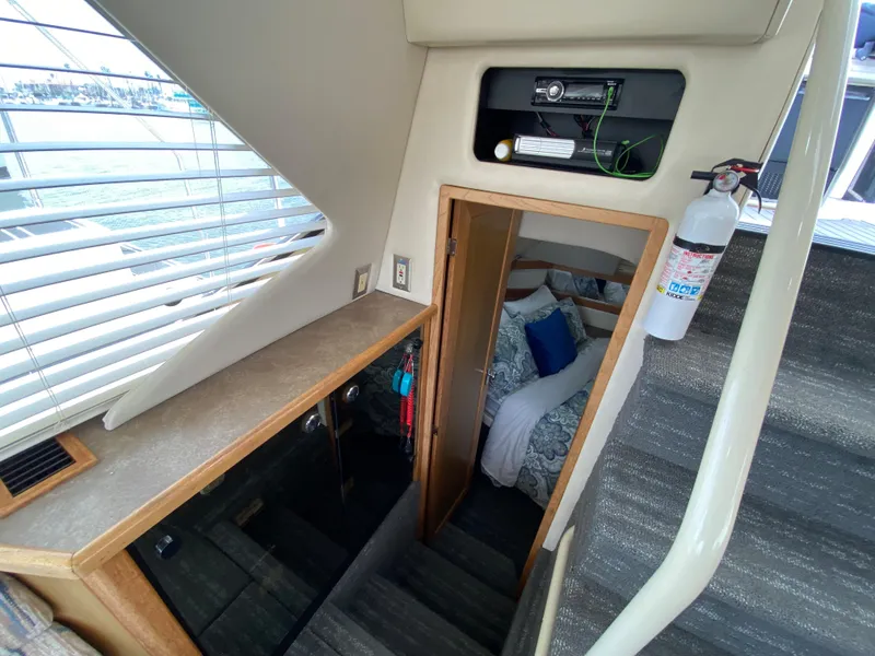 Aft stairs to aft master