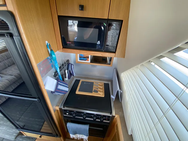 Stove and Microwave