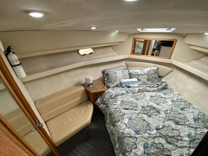 Fwd cabin
