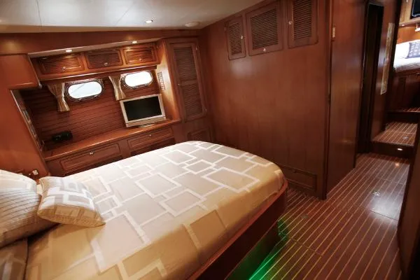 Master Stateroom 2