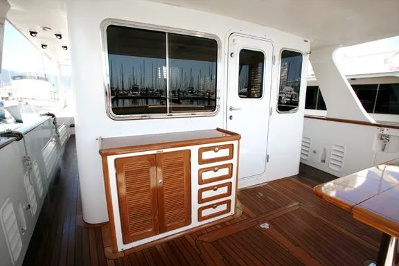 Cockpit 2