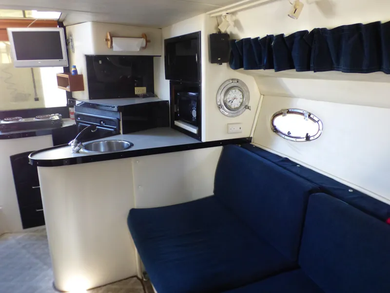 1989 Navigator 336