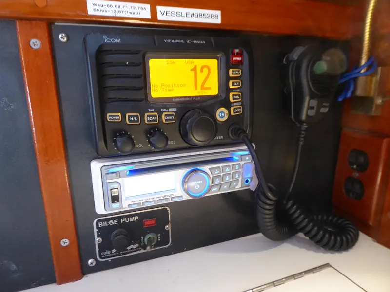 VHF and Stereo