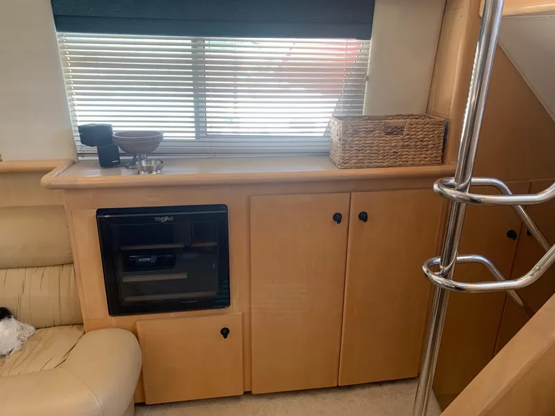 1998 Carver 455 Motor Yacht