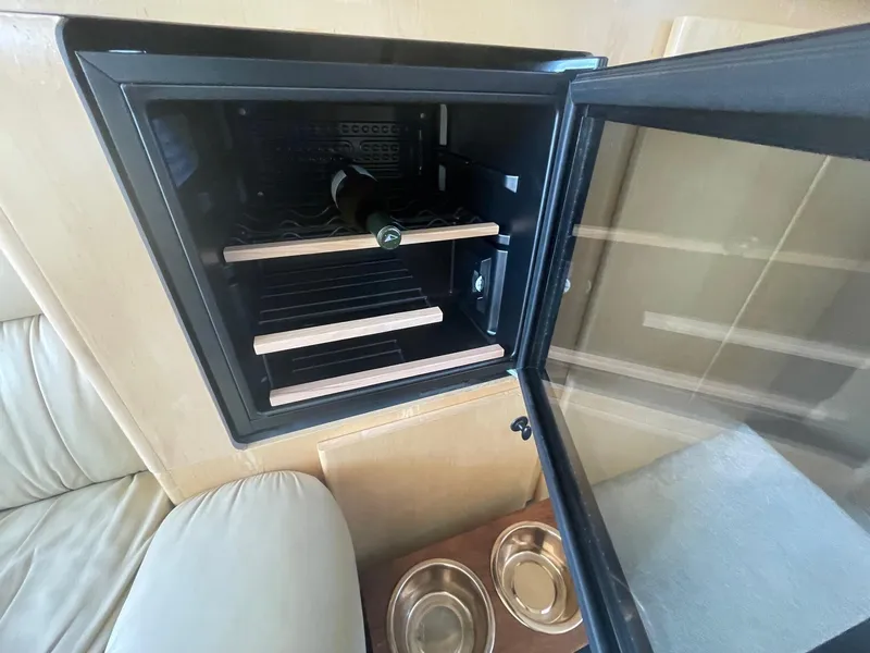 1998 Carver 455 Motor Yacht