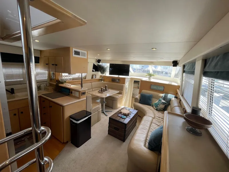 1998 Carver 455 Motor Yacht