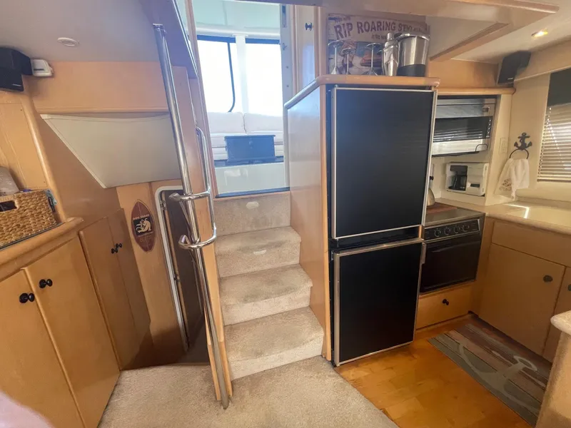 1998 Carver 455 Motor Yacht