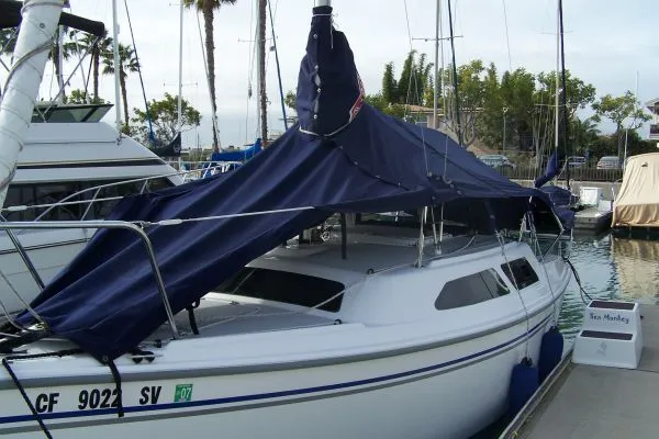 2006 Catalina 250 Winged keel