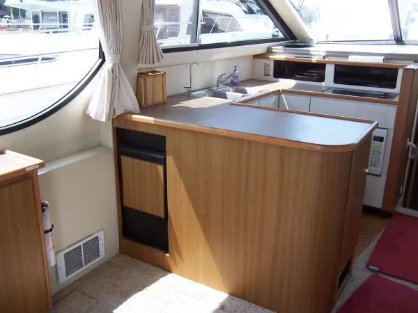 2001 Bayliner 3788