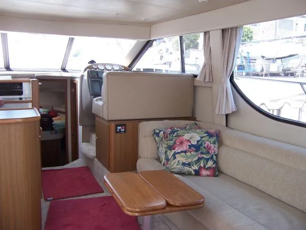 2001 Bayliner 3788