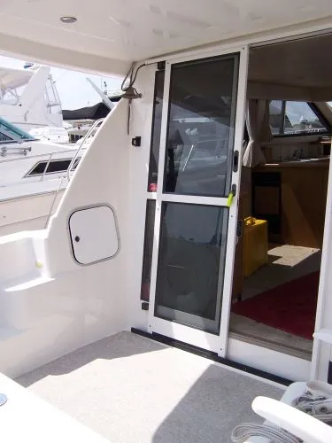 2001 Bayliner 3788