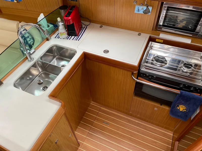 2008 Jeanneau 39i