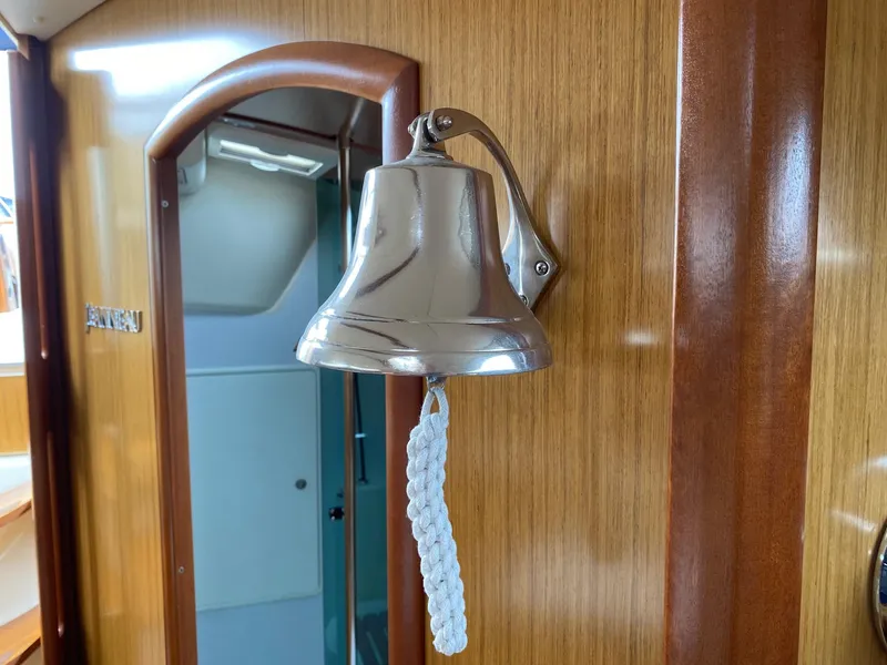 Ships bell