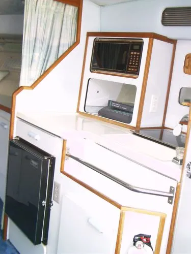 1989 Sea Ray 300 Weekender