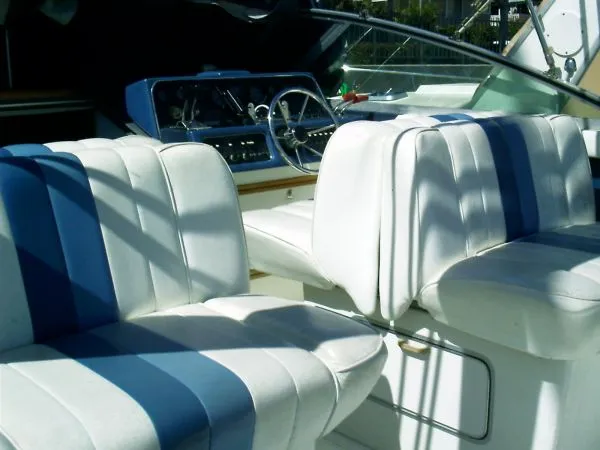 1989 Sea Ray 300 Weekender